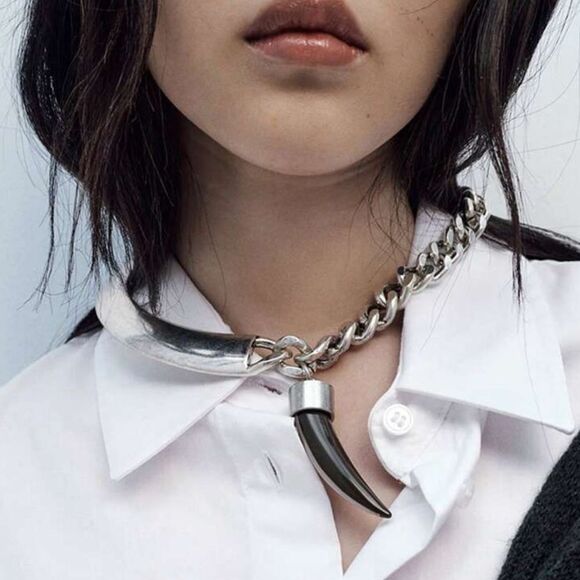 gold and Black Chain Necklace A1238 - Picture 1 of 3